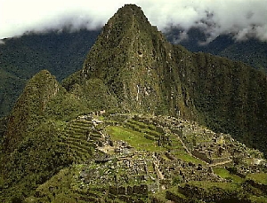 cuzco1.jpg (88754 bytes)